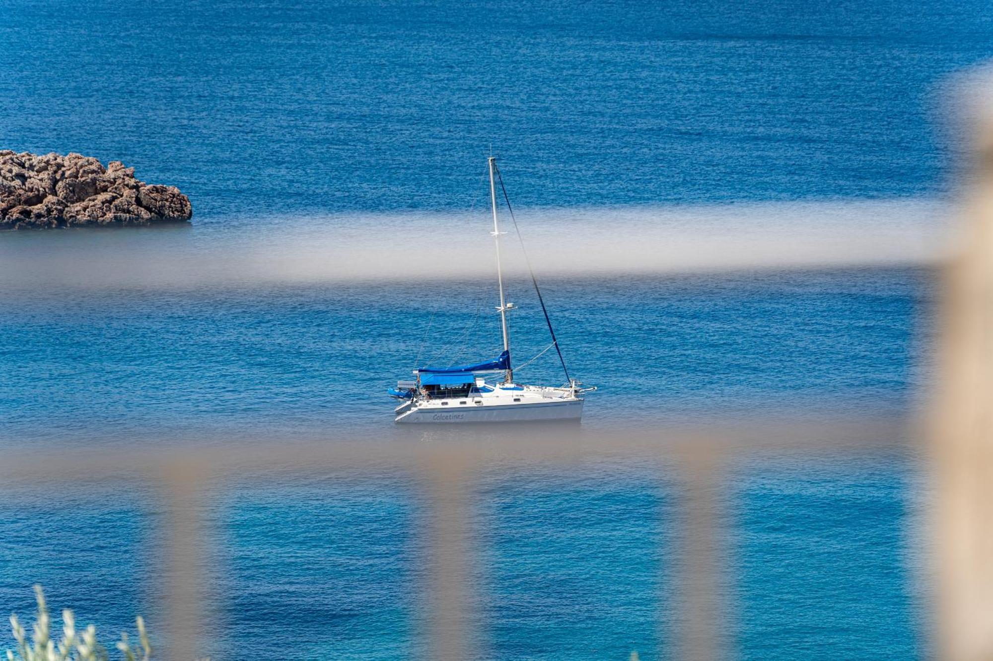 Sun Rose Apartments Sveti Stefan Cameră foto