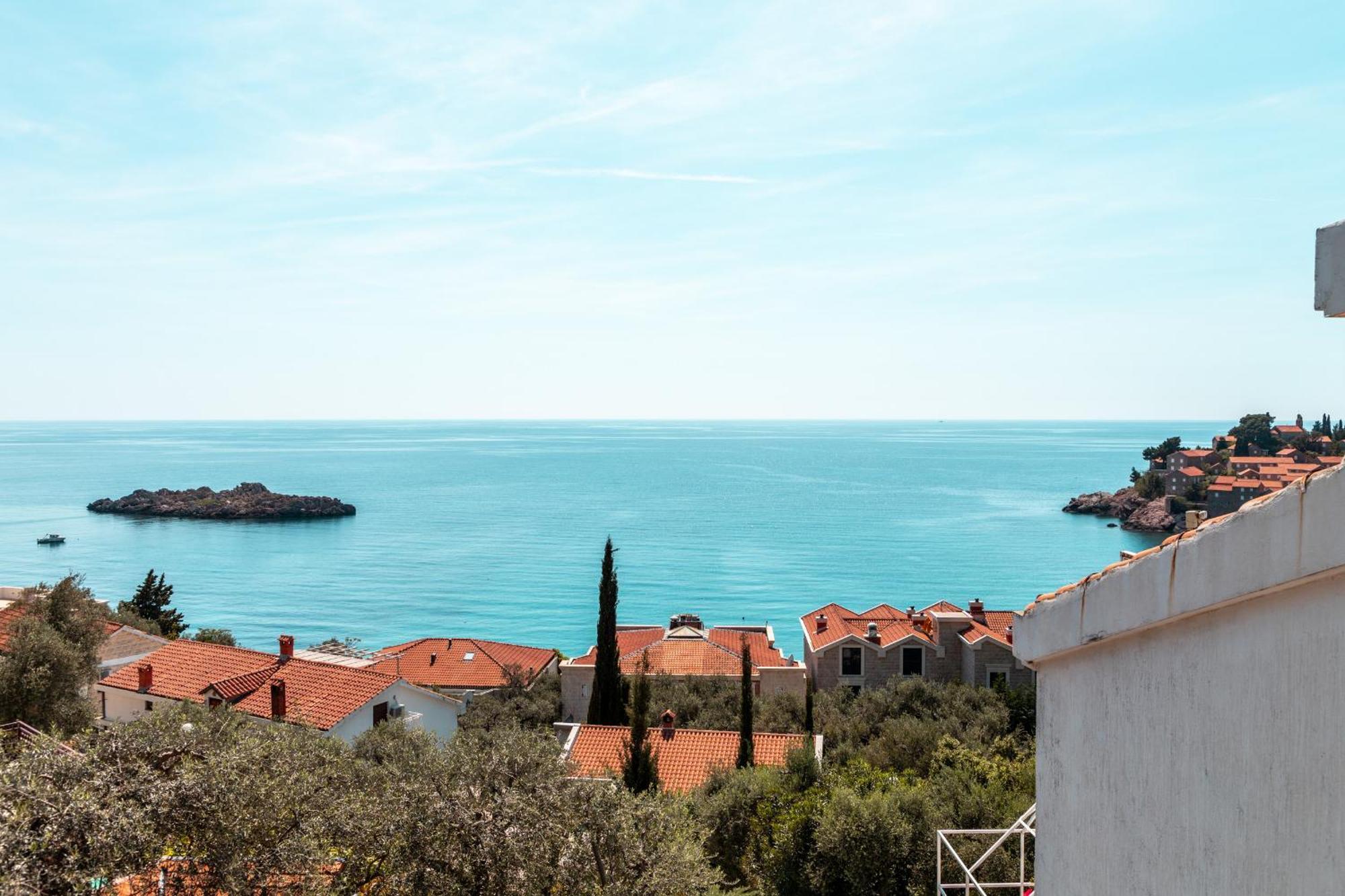 Sun Rose Apartments Sveti Stefan Cameră foto